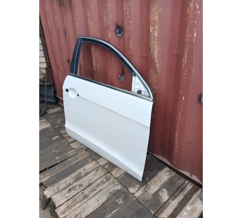 Дверь передняя правая