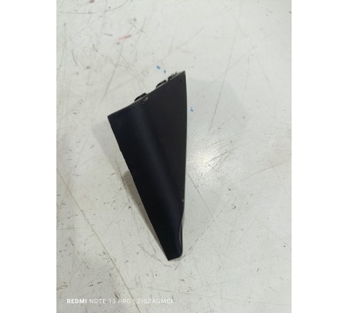 Накладка крепления зеркала правая