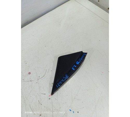 Накладка крепления зеркала правая