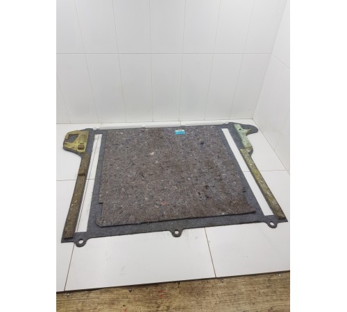 Пол багажника