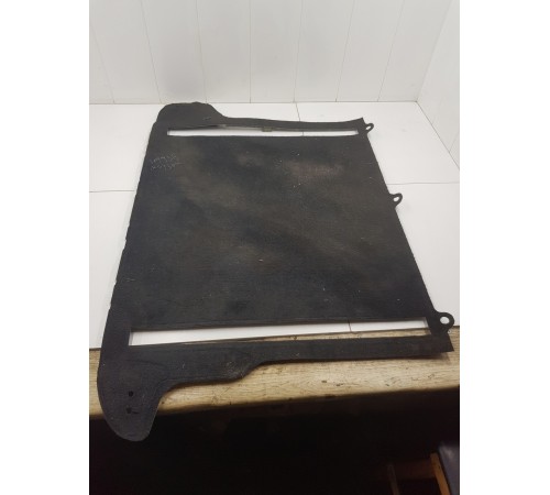 Пол багажника