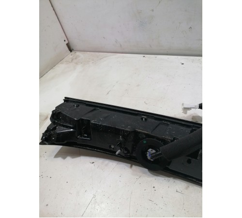 Фонарь крышки багажника