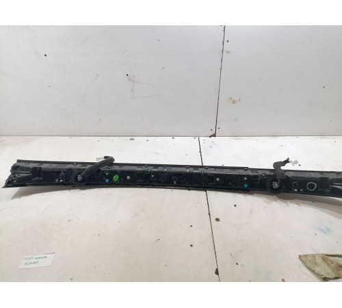 Фонарь крышки багажника