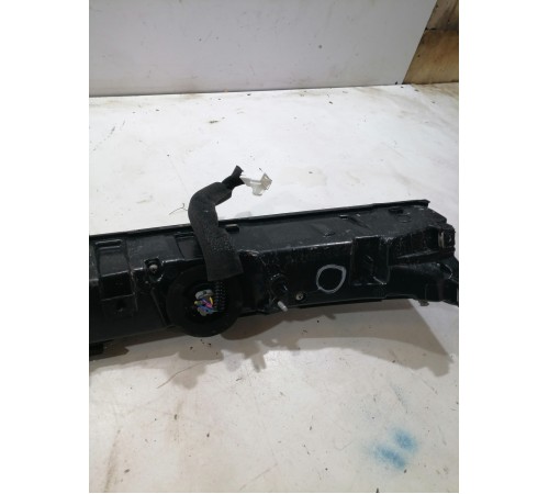 Фонарь крышки багажника