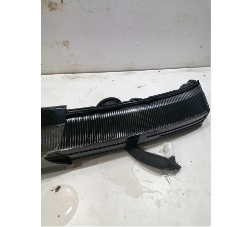 Фонарь крышки багажника