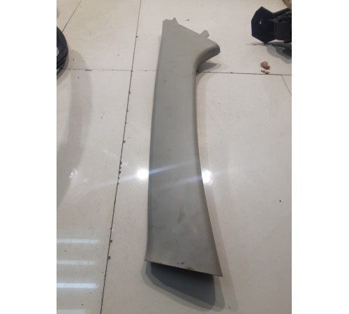 Обшивка стойки (передняя, левая)