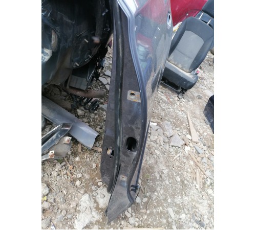 Дверь задняя левая