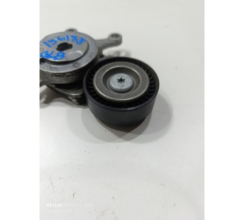 Натяжитель ремня с роликом