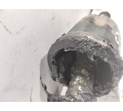 Привод(полуось) передний левый