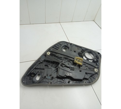 Стеклоподьемник задний правый