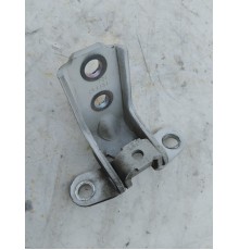 Петля двери передняя правая верхняя