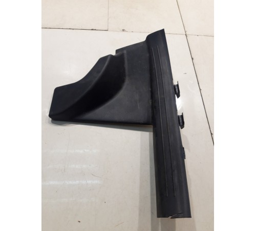 Внутренняя накладка порога задняя левая