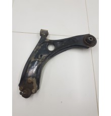 Рычаг передний левый нижний