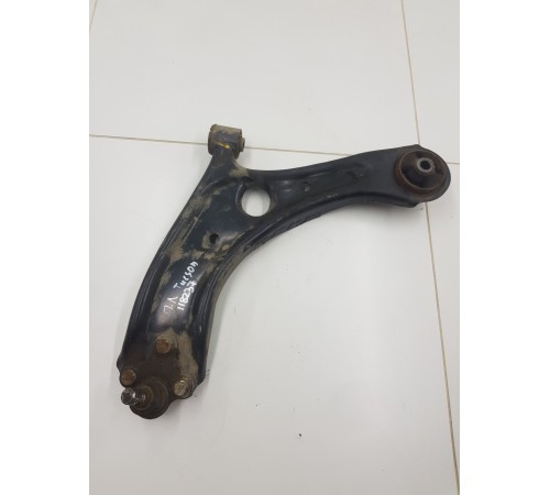 Рычаг передний левый нижний
