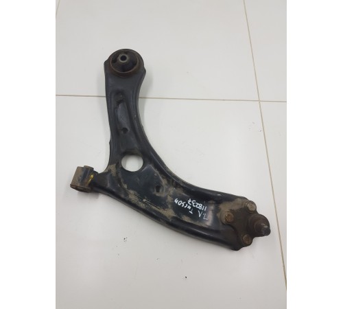 Рычаг передний левый нижний