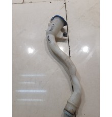 Горловина бачка омывателя