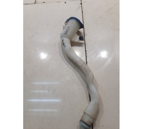 Горловина бачка омывателя