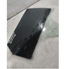 Стекло двери заднее правое