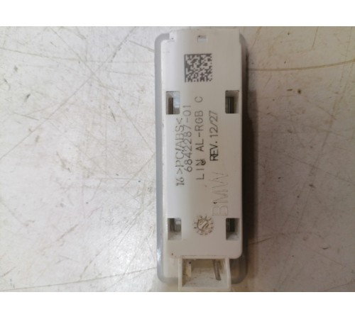 Плафон освещения салона