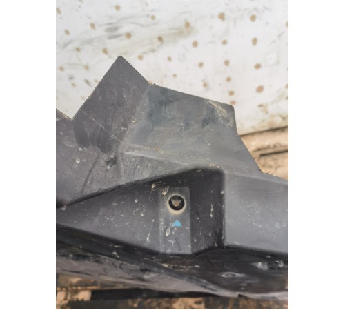 Защита днища (задняя правая)