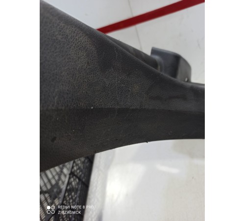 Обшивка центральной стойки(левая нижняя)