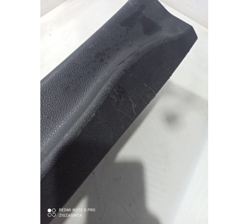 Обшивка центральной стойки(левая нижняя)