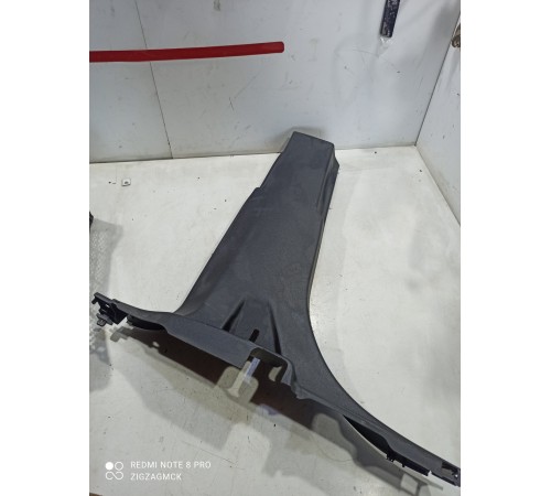 Обшивка центральной стойки(левая нижняя)