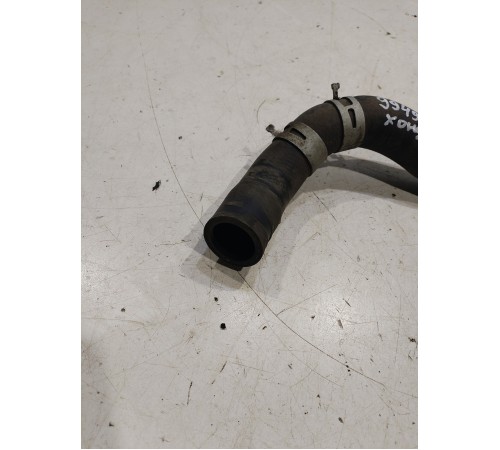 Патрубок системы охлаждения