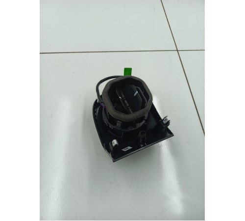 Воздушный дефлектор правый