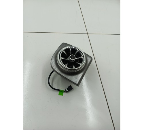 Воздушный дефлектор правый