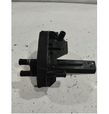 Защитный кожух (крепление) трубок отопителя заднего