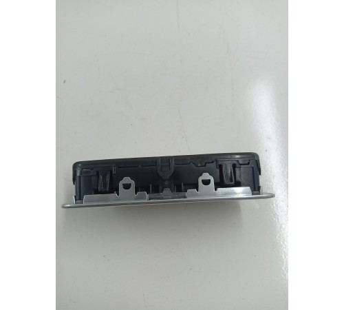 Плафон освещения салона