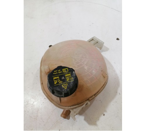 Бачок расширительный