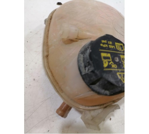 Бачок расширительный