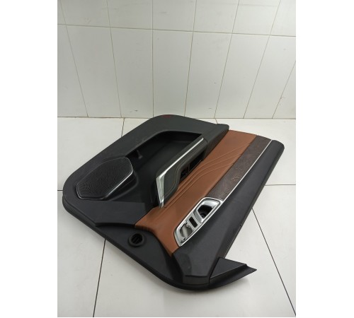 Обшивка двери передняя левая