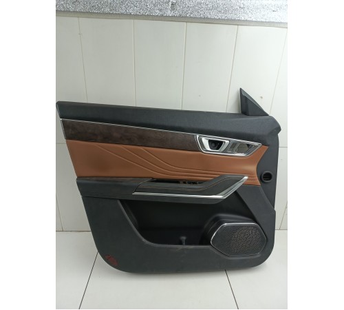 Обшивка двери передняя левая