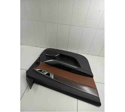 Обшивка двери передняя левая