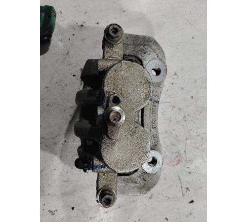 Суппорт(передний правый)