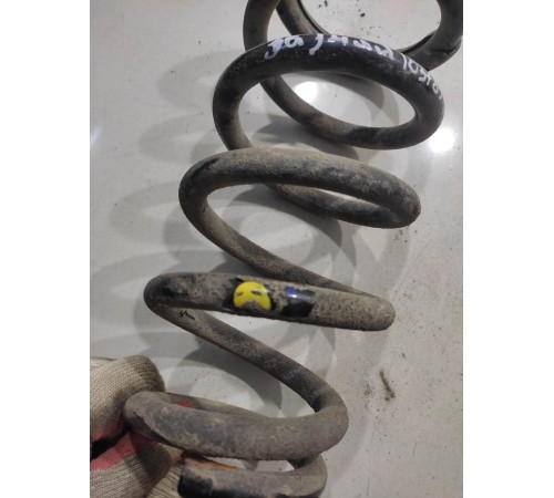 Пружина подвески(задняя левая)