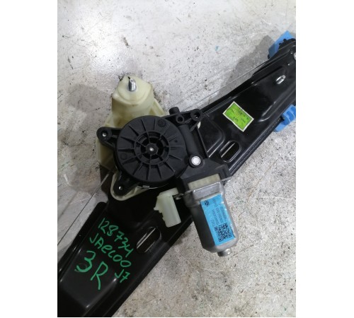 Стеклоподъемник задний правый