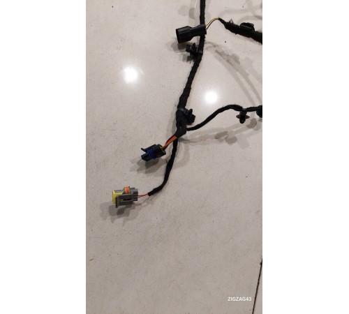 Электропроводка двери (передняя левая)