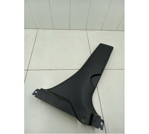 Обшивка центральной стойки правая нижняя