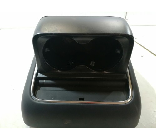 Накладка центральной консоли задняя