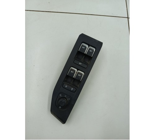 Блок управления стеклоподьемниками