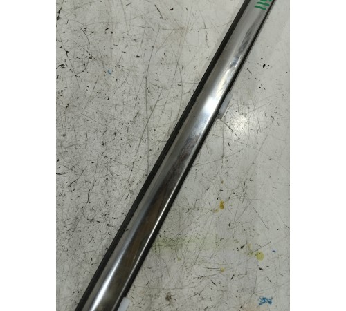 Уплотнитель стекла задний правый внешний