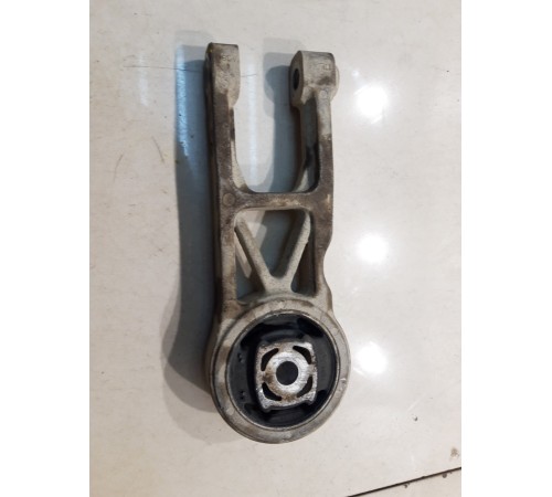 Опора двигателя (задняя)