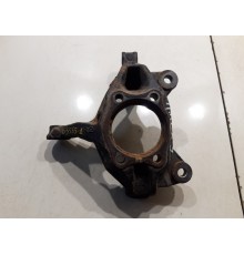 Кулак поворотный (передний правый)