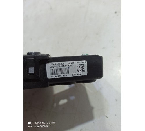 Блок предохранителей и реле