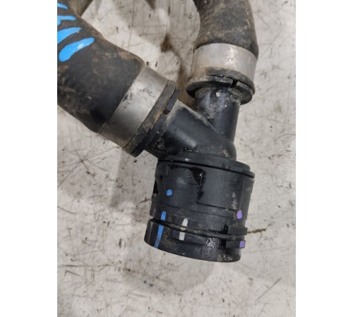 Патрубок охлаждения