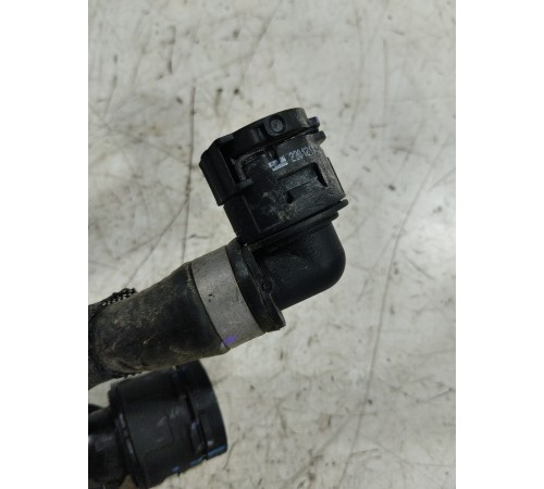 Патрубок охлаждения